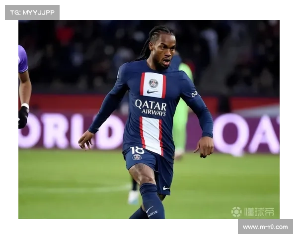 阿什拉夫腿筋受伤缺阵，巴黎右路攻防受影响